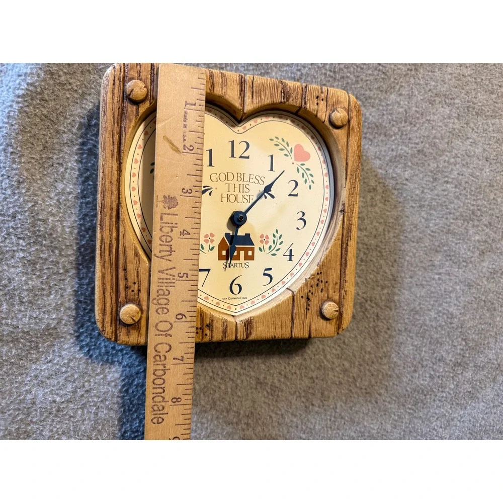 VTG 1989 Spartus God Bless This House Wall Clock Faux Wood Heart Country Granny